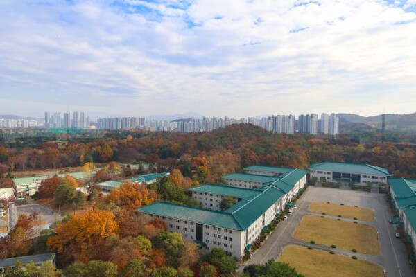 조국을 위해 살겠노라, 불멸의 푸른 뜻 기린다